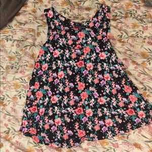 Ultra Flirt Black Floral Dress L but fits like M